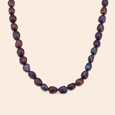 Midnight Pearl Necklace
