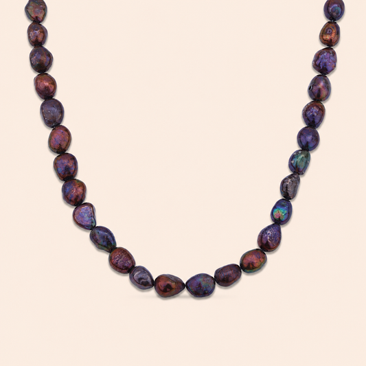 Midnight Pearl Necklace